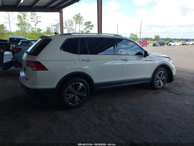 2024 Volkswagen Tiguan 2.0t Wolfsburg Edition მანქანა იყიდება აუქციონზე, vin: 3VVTB7AX8RM223054, აუქციონის ნომერი: 46123144