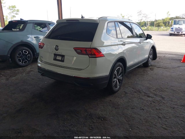 2024 Volkswagen Tiguan 2.0t Wolfsburg Edition მანქანა იყიდება აუქციონზე, vin: 3VVTB7AX8RM223054, აუქციონის ნომერი: 46123144
