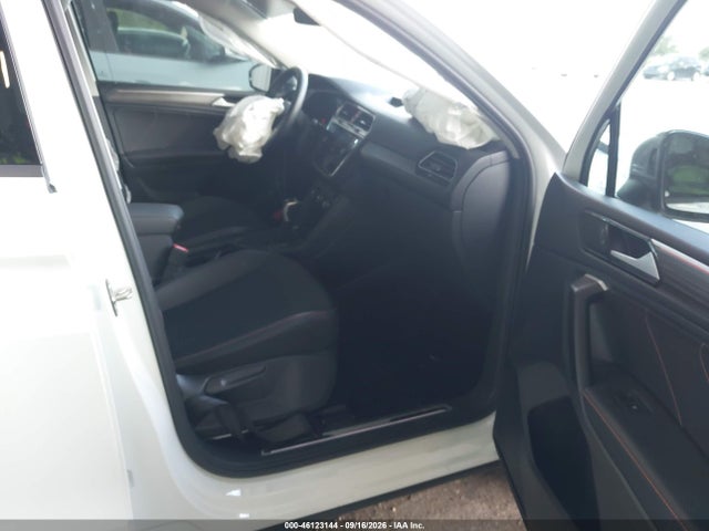 2024 Volkswagen Tiguan 2.0t Wolfsburg Edition მანქანა იყიდება აუქციონზე, vin: 3VVTB7AX8RM223054, აუქციონის ნომერი: 46123144