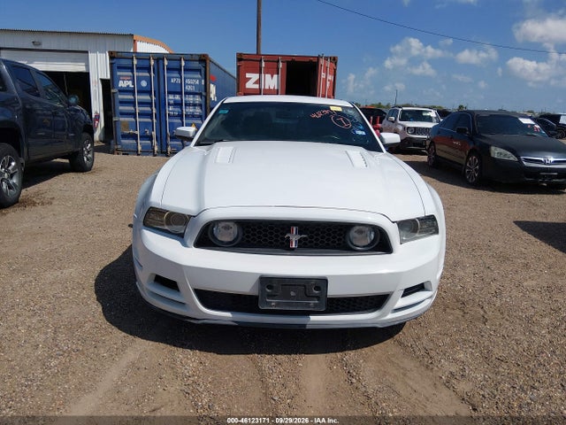 46123171 :رقم المزاد ، 1ZVBP8CF7E5326663 vin ، 2014 Ford Mustang Gt مزاد بيع