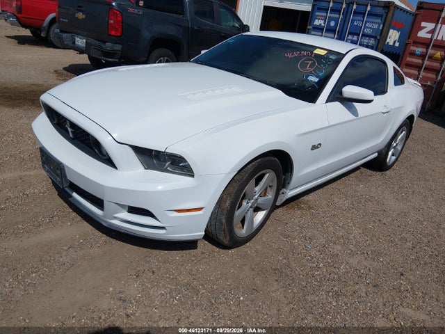 46123171 :رقم المزاد ، 1ZVBP8CF7E5326663 vin ، 2014 Ford Mustang Gt مزاد بيع