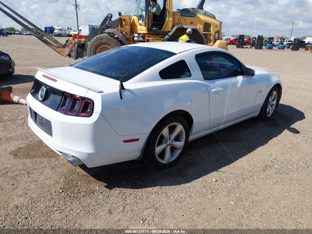 46123171 :رقم المزاد ، 1ZVBP8CF7E5326663 vin ، 2014 Ford Mustang Gt مزاد بيع