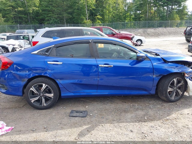 Honda Civic Touring 2016 19XFC1F95GE213816 Image 18