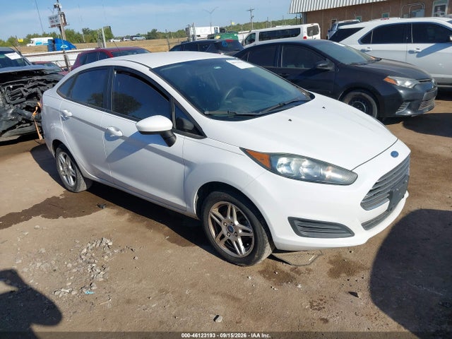 2019 Ford Fiesta Se მანქანა იყიდება აუქციონზე, vin: 3FADP4BJ5KM135295, აუქციონის ნომერი: 46123193