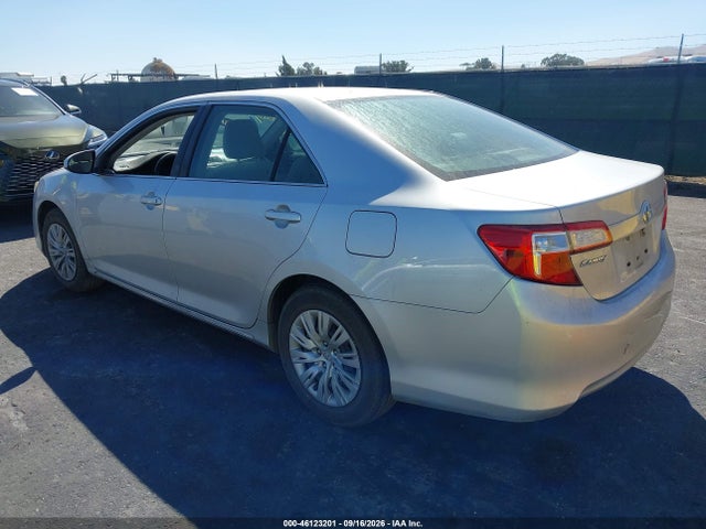 Toyota CAMRY LE 2014 4T4BF1FK0ER372199 Image 3