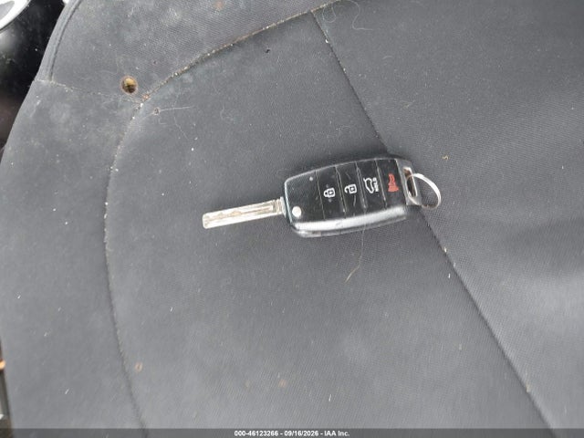 46123266 :رقم المزاد ، KNDJN2A24E7064672 vin ، 2014 Kia Soul مزاد بيع