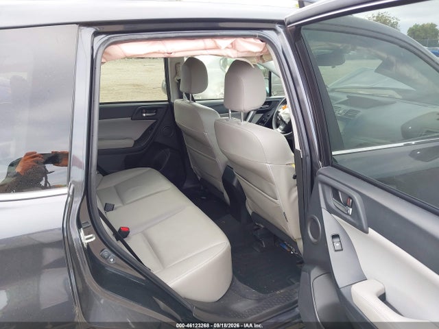 46123268 :رقم المزاد ، JF2SJAWC3FH498008 vin ، 2015 Subaru Forester 2.5i Touring مزاد بيع