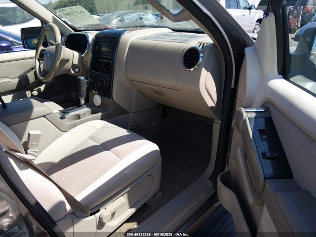Продаж на аукціоні авто 2006 Ford Explorer Xlt, vin: 1FMEU63E56UA14915, номер лоту: 46123269