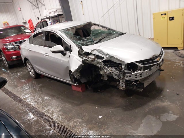 46123288 :رقم المزاد ، 1G1BF5SMXH7137365 vin ، 2017 Chevrolet Cruze Premier Auto مزاد بيع