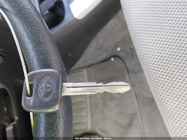 2004 Toyota Rav4 მანქანა იყიდება აუქციონზე, vin: JTEGD20V140038672, აუქციონის ნომერი: 46123305