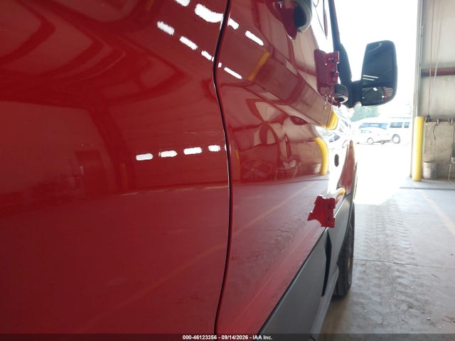46123356 :رقم المزاد ، 1FBZX2ZM4JKB52877 vin ، 2018 Ford Transit-350 Xl مزاد بيع