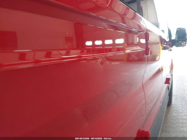 46123356 :رقم المزاد ، 1FBZX2ZM4JKB52877 vin ، 2018 Ford Transit-350 Xl مزاد بيع