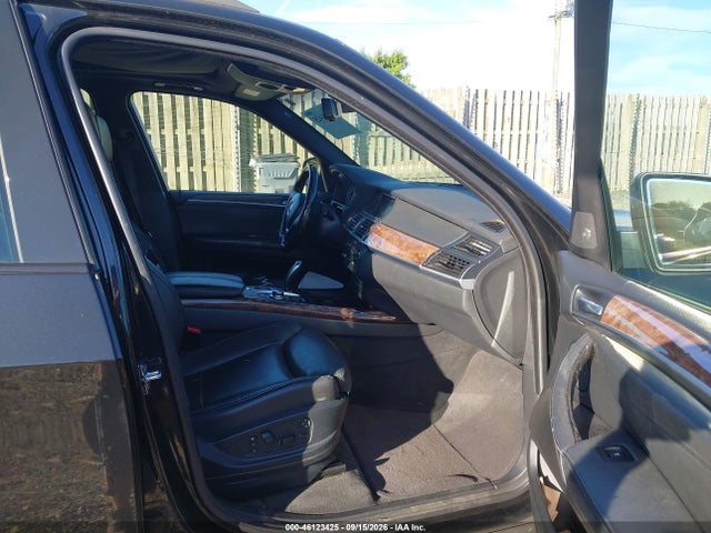 46123425 :رقم المزاد ، 5UXFE83518LZ98699 vin ، 2008 Bmw X5 4.8i مزاد بيع