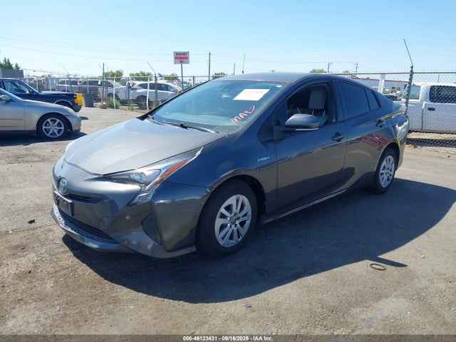 Toyota Prius Two 2017 JTDKBRFU4H3550846 Image 2