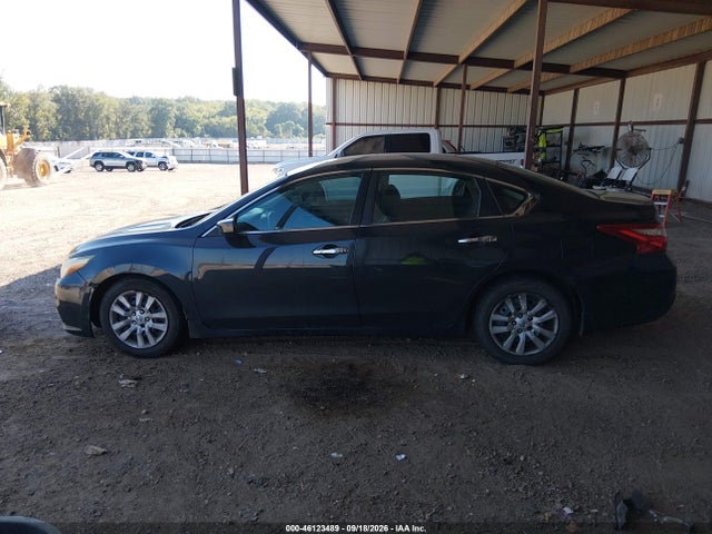 46123489 :رقم المزاد ، 1N4AL3AP3HC238143 vin ، 2017 Nissan Altima 2.5 S مزاد بيع