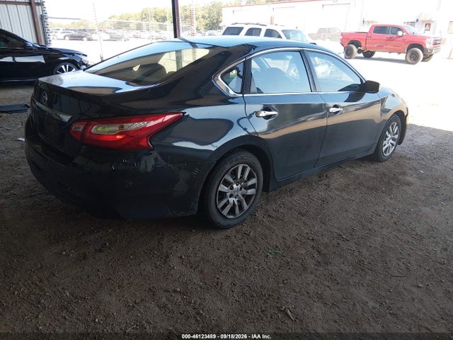 46123489 :رقم المزاد ، 1N4AL3AP3HC238143 vin ، 2017 Nissan Altima 2.5 S مزاد بيع