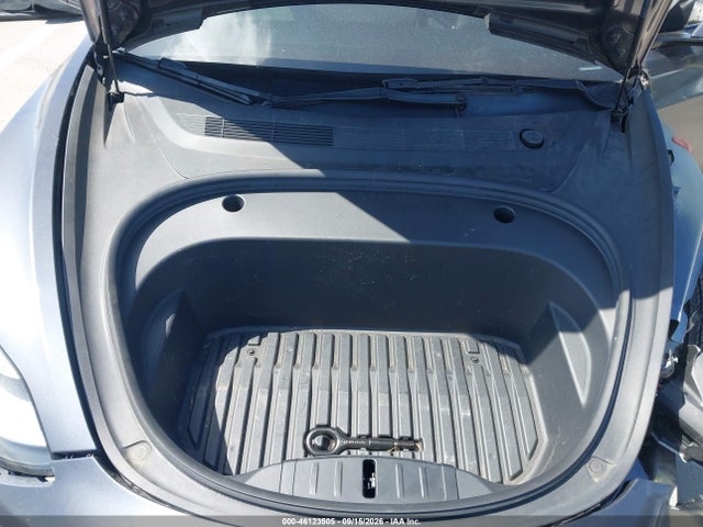 46123505 :رقم المزاد ، 5YJ3E1EB8NF241540 vin ، 2022 Tesla Model 3 Long Range Dual Motor All-wheel Drive مزاد بيع