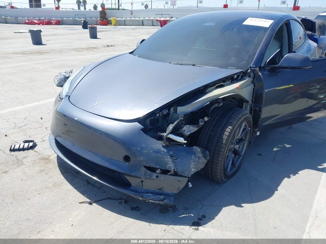 46123505 :رقم المزاد ، 5YJ3E1EB8NF241540 vin ، 2022 Tesla Model 3 Long Range Dual Motor All-wheel Drive مزاد بيع