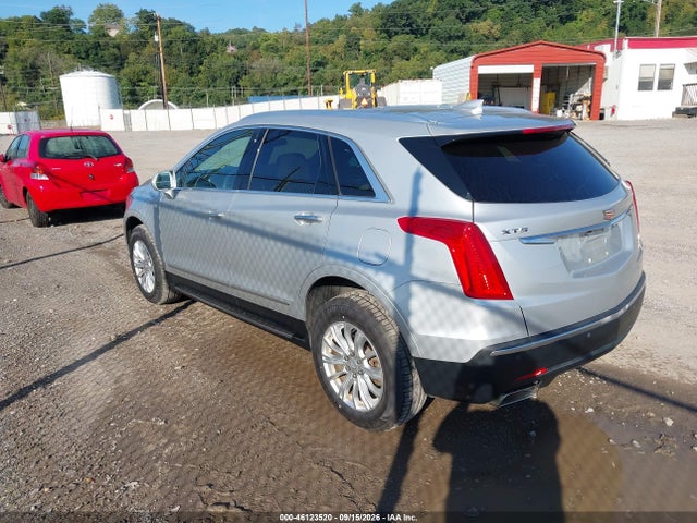 46123520 :رقم المزاد ، 1GYKNARS1HZ228921 vin ، 2017 Cadillac Xt5 Standard مزاد بيع