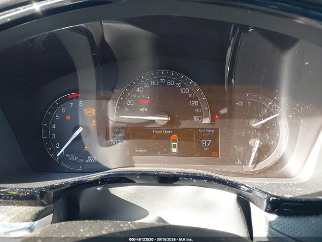 46123520 :رقم المزاد ، 1GYKNARS1HZ228921 vin ، 2017 Cadillac Xt5 Standard مزاد بيع