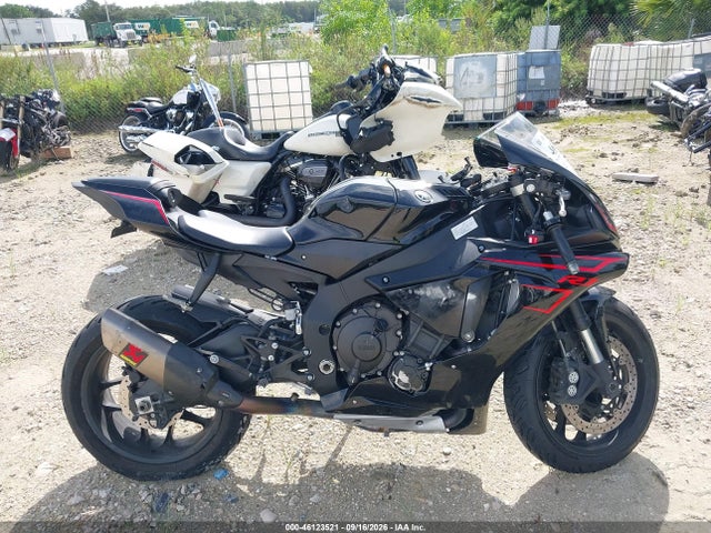 Yamaha YZFR1 2017 JYARN39E8HA003271 Image 12