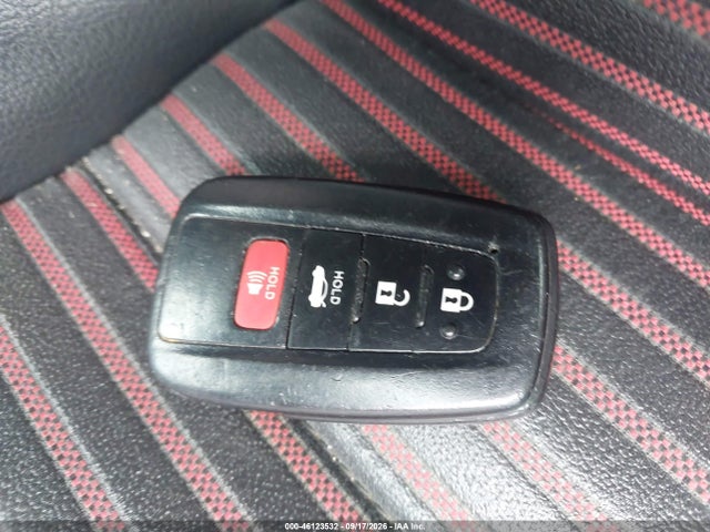46123532 :رقم المزاد ، 4T1NZ1AK1LU045622 vin ، 2020 Toyota Camry Trd مزاد بيع