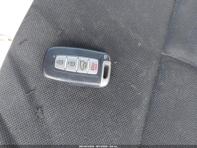 2013 Hyundai Veloster Mix მანქანა იყიდება აუქციონზე, vin: KMHTC6AD2DU140182, აუქციონის ნომერი: 46123539