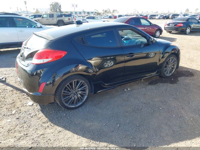 2013 Hyundai Veloster Mix მანქანა იყიდება აუქციონზე, vin: KMHTC6AD2DU140182, აუქციონის ნომერი: 46123539