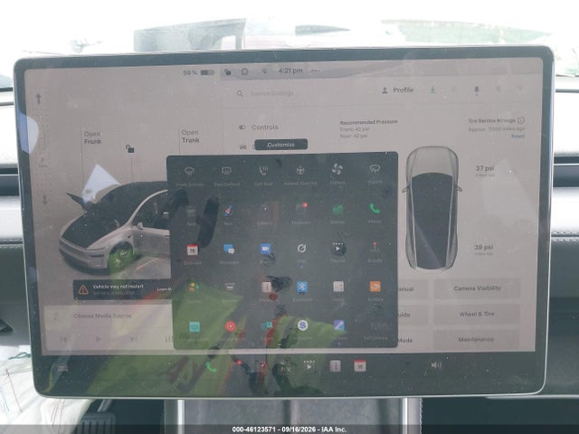 Продаж на аукціоні авто 2026 Tesla Model Y All-wheel Drive/long Range Launch Series/premium All-wheel Drive, vin: 7SAYGDEE2TA499917, номер лоту: 46123571