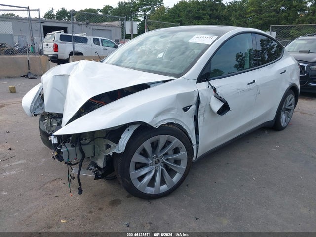 Продаж на аукціоні авто 2026 Tesla Model Y All-wheel Drive/long Range Launch Series/premium All-wheel Drive, vin: 7SAYGDEE2TA499917, номер лоту: 46123571