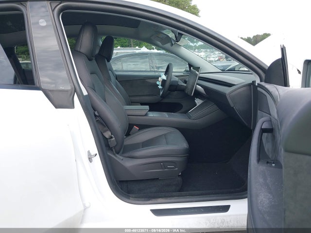 Продаж на аукціоні авто 2026 Tesla Model Y All-wheel Drive/long Range Launch Series/premium All-wheel Drive, vin: 7SAYGDEE2TA499917, номер лоту: 46123571