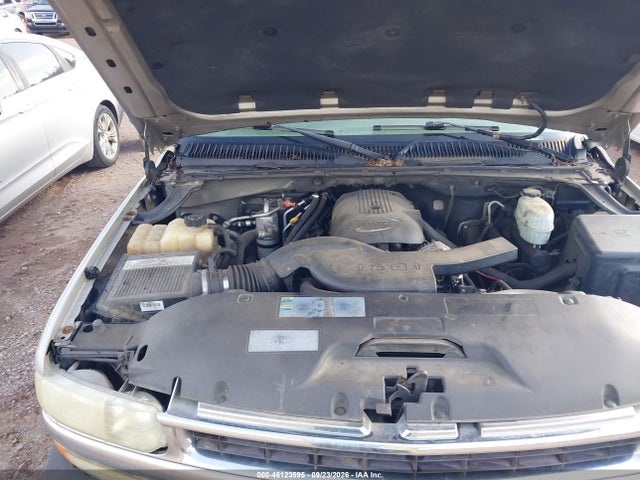 46123595 :رقم المزاد ، 1GNEC13T35R101634 vin ، 2005 Chevrolet Tahoe Ls مزاد بيع
