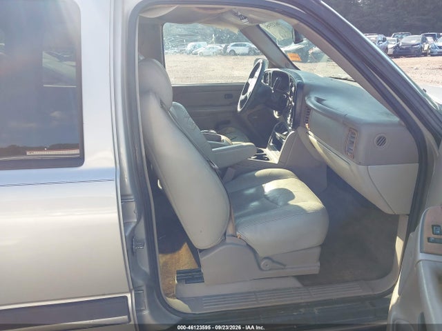 46123595 :رقم المزاد ، 1GNEC13T35R101634 vin ، 2005 Chevrolet Tahoe Ls مزاد بيع