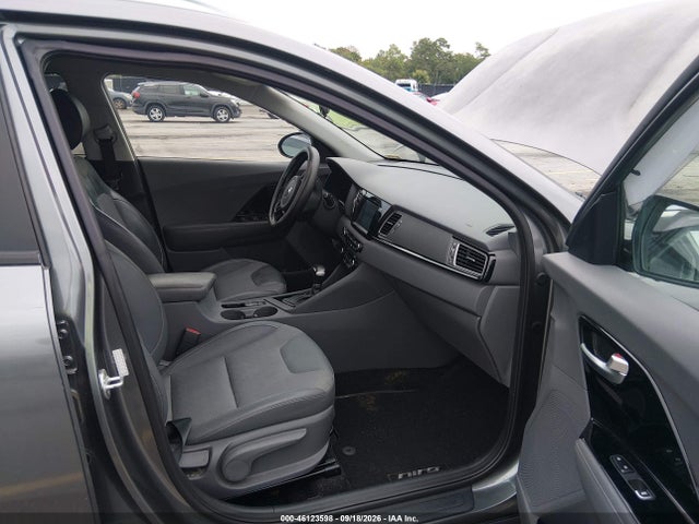 46123598 :رقم المزاد ، KNDCC3LC5H5066943 vin ، 2017 Kia Niro Ex مزاد بيع