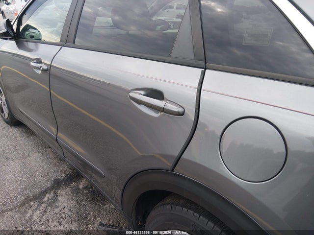 46123598 :رقم المزاد ، KNDCC3LC5H5066943 vin ، 2017 Kia Niro Ex مزاد بيع