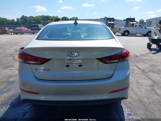 46123669 :رقم المزاد ، KMHD84LF1HU237632 vin ، 2017 Hyundai Elantra Value Edition مزاد بيع