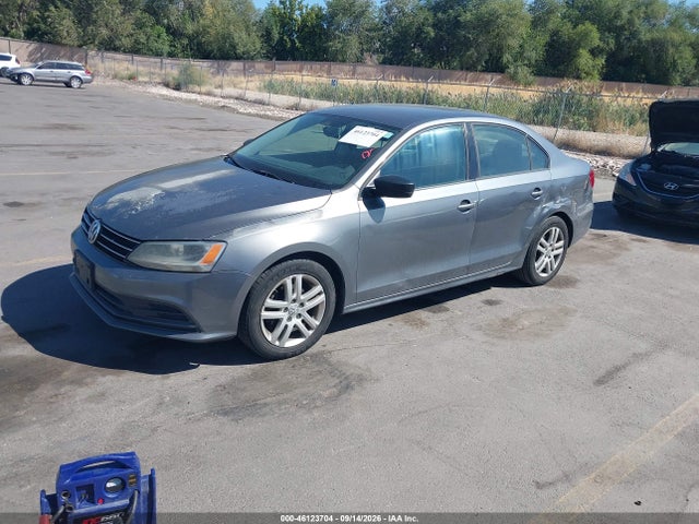 46123704 :رقم المزاد ، 3VW2K7AJ4FM213166 vin ، 2015 Volkswagen Jetta 2.0l S مزاد بيع