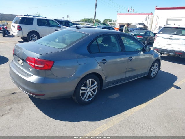 46123704 :رقم المزاد ، 3VW2K7AJ4FM213166 vin ، 2015 Volkswagen Jetta 2.0l S مزاد بيع
