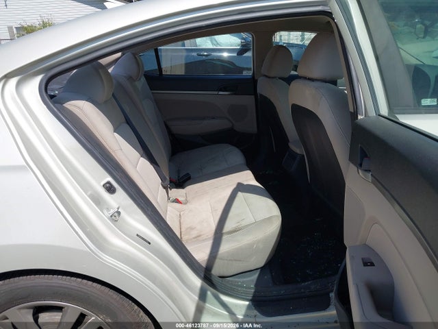Auction sale of the 2017 Hyundai Elantra Se, vin: 5NPD84LF5HH158186, lot number: 46123787