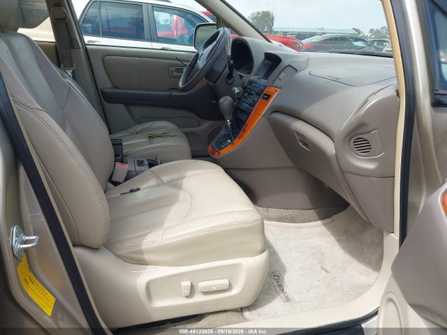 46123825 :رقم المزاد ، JT6HF10U1X0050868 vin ، 1999 Lexus Rx 300 مزاد بيع