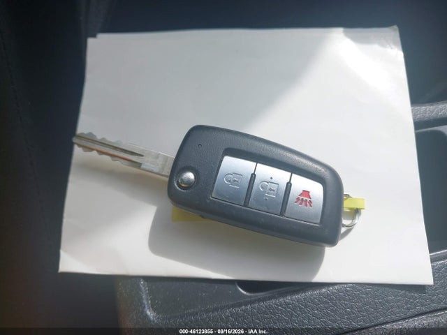 46123855 :رقم المزاد ، JN1BJ1AW2MW662859 vin ، 2021 Nissan Rogue Sport S Awd Xtronic Cvt مزاد بيع