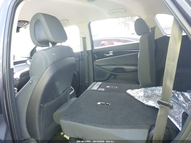 46123891 :رقم المزاد ، 5XYPG4A32GG179253 vin ، 2016 Kia Sorento 2.4l Lx مزاد بيع