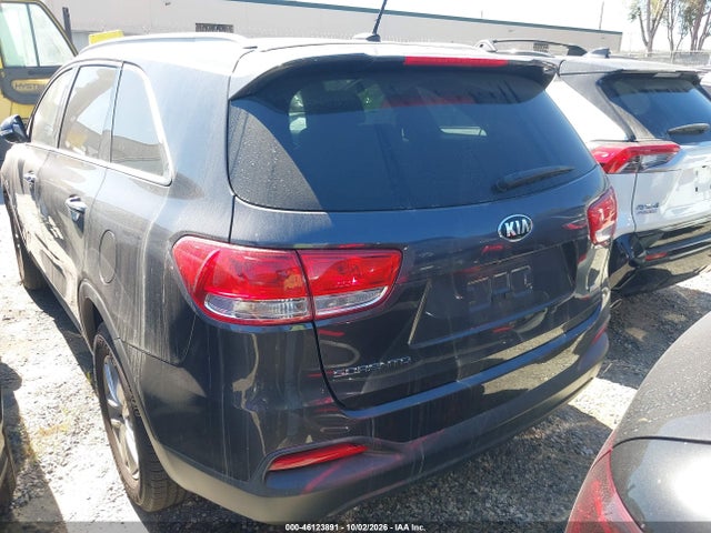 46123891 :رقم المزاد ، 5XYPG4A32GG179253 vin ، 2016 Kia Sorento 2.4l Lx مزاد بيع