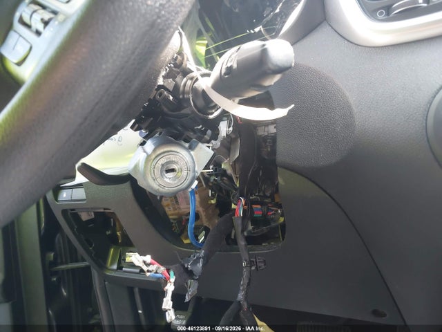 46123891 :رقم المزاد ، 5XYPG4A32GG179253 vin ، 2016 Kia Sorento 2.4l Lx مزاد بيع