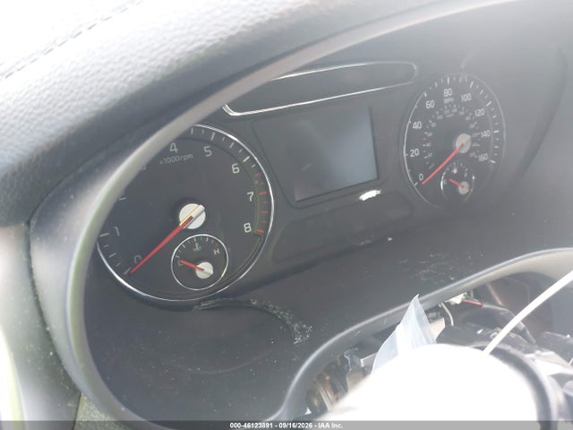 46123891 :رقم المزاد ، 5XYPG4A32GG179253 vin ، 2016 Kia Sorento 2.4l Lx مزاد بيع