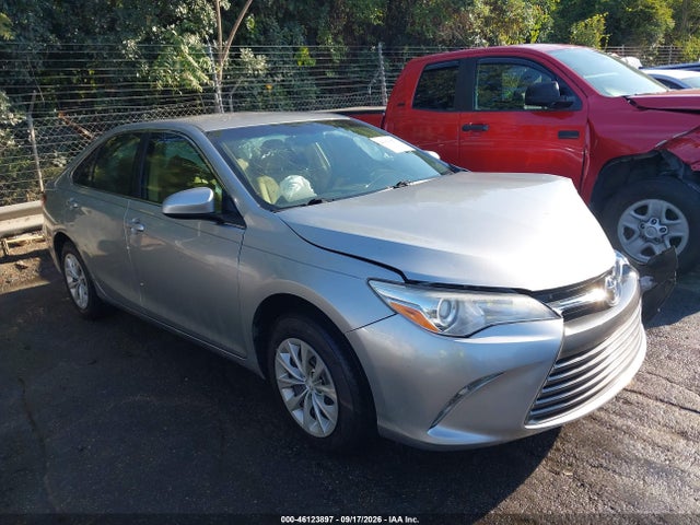 2017 Toyota Camry Le მანქანა იყიდება აუქციონზე, vin: 4T1BF1FKXHU431998, აუქციონის ნომერი: 46123897