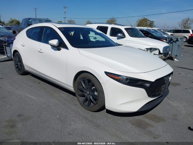 Aukcja sprzedaży 2020 Mazda Mazda3 Premium Package, vin: JM1BPANM6L1172229, numer aukcji: 46123928