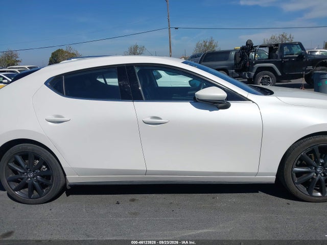 Продаж на аукціоні авто 2020 Mazda Mazda3 Premium Package, vin: JM1BPANM6L1172229, номер лоту: 46123928