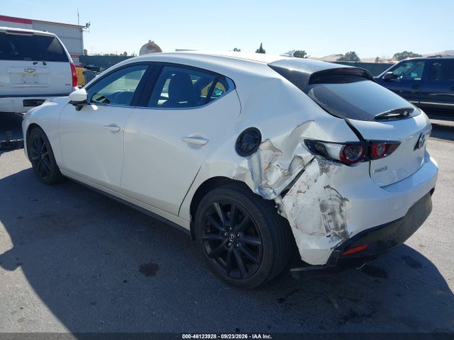 Продаж на аукціоні авто 2020 Mazda Mazda3 Premium Package, vin: JM1BPANM6L1172229, номер лоту: 46123928