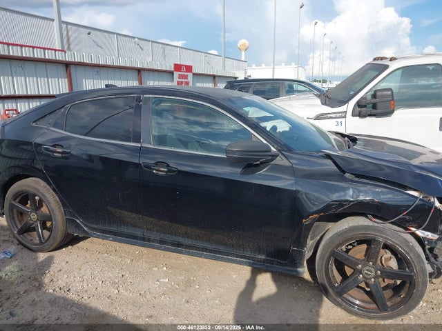 46123933 :رقم المزاد ، SHHFK7H49JU207363 vin ، 2018 Honda Civic Sport مزاد بيع